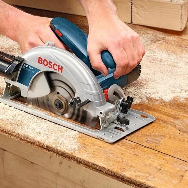 Дискова пилка BOSCH GKS 190 Professional, мережевий 220 В, диск 190 мм, паралельний упор, адаптер для пилососа 0601623000 фото